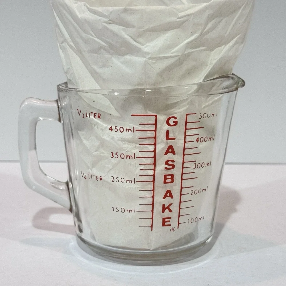 Vintage Glasbake 2 Cup Glass Measuring Cup w‎ Handle & Pour Spout Red Letters